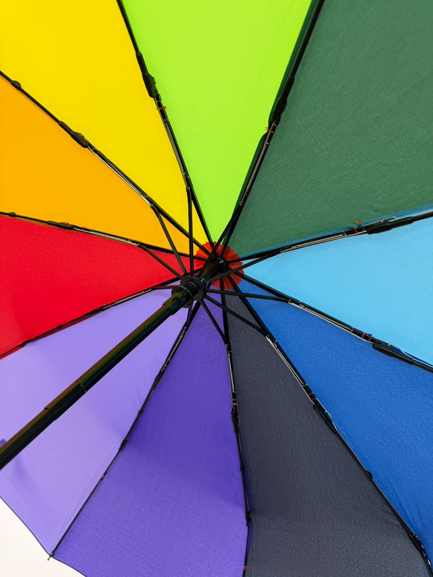 Taschenschirm Regenbogen mit Auf-Zu-Automatik Ø104cm